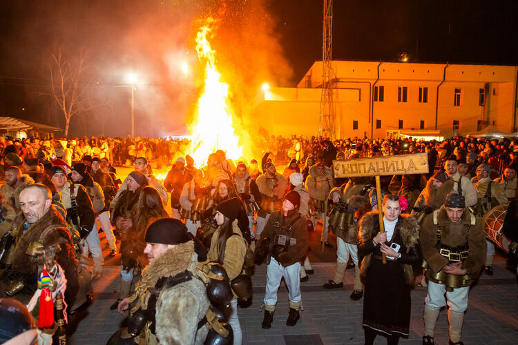Магията на Сурва 