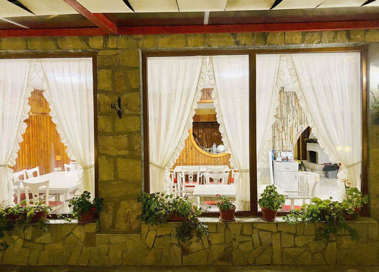 Хижа Книжовник отваря врати след обновления