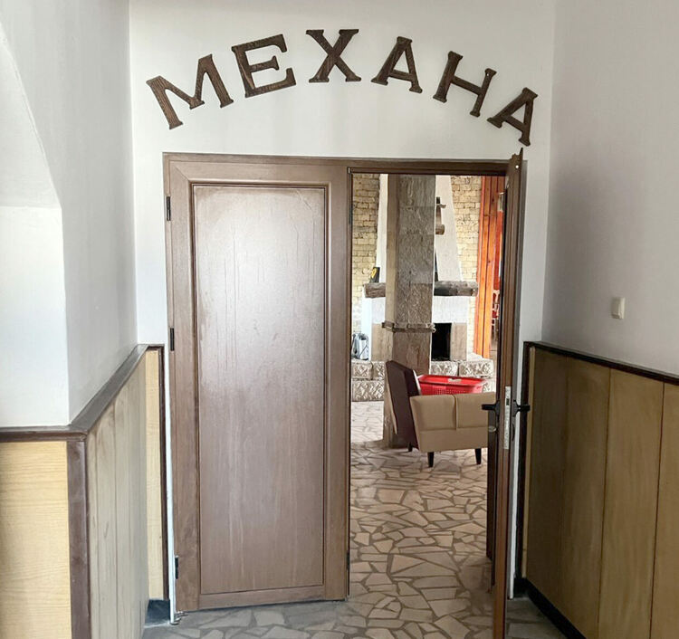 Хижа Книжовник отваря врати след обновления