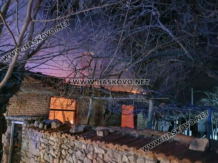 Стартира благотворителна кампания в помощ на 61-годишен мъж, изгубил дома си при пожар в Горски извор 