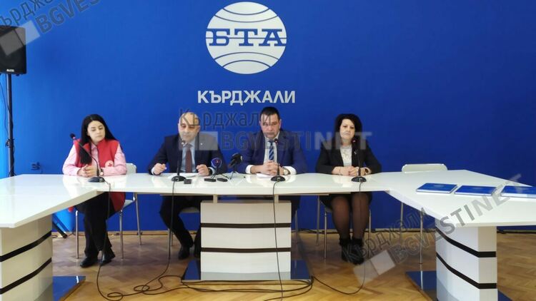 Малко над 32 хиляди лева събра коледната благотворителна кампания на областния управител на Кърджали „Да подарим надежда за Коледа“