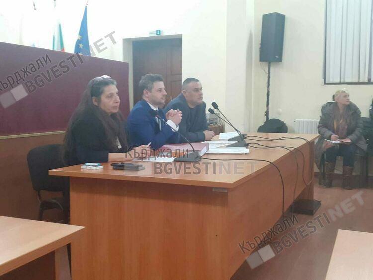 Община Кърджали има готовност да поддаде жалби до МРРБ за всички 35 неодобрени за саниране блокове