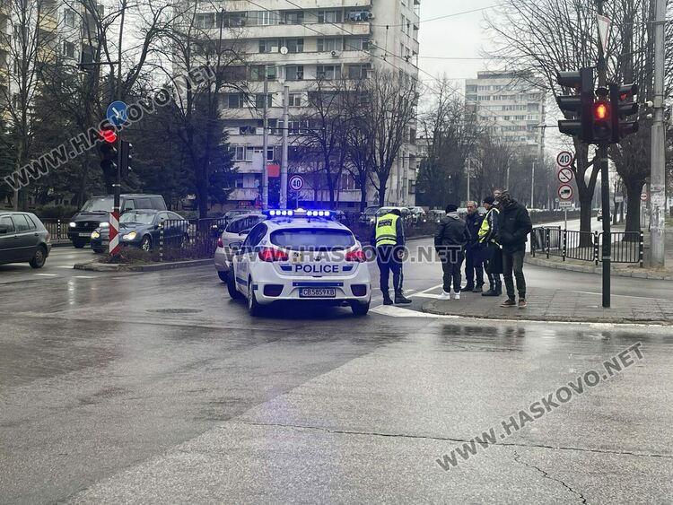 Водачка блъсна жена на пешеходна пътека на „Раковски“