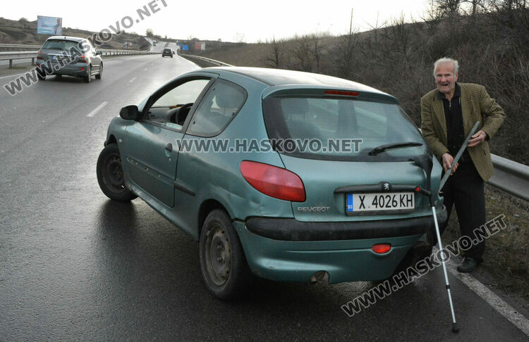 Пежо и Мерцедес катастрофираха край Хасково при поздрав