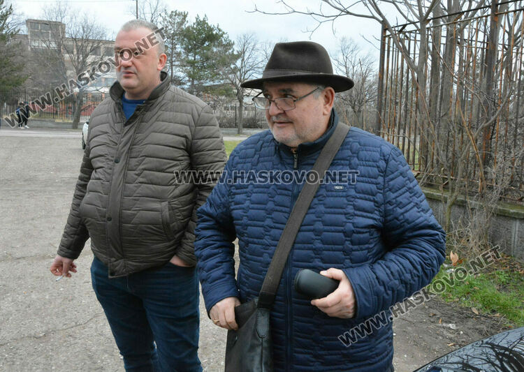 Експерти оглеждат терен в Хасково, определен сред 20-те в страната за кацане на медицински хеликоптери