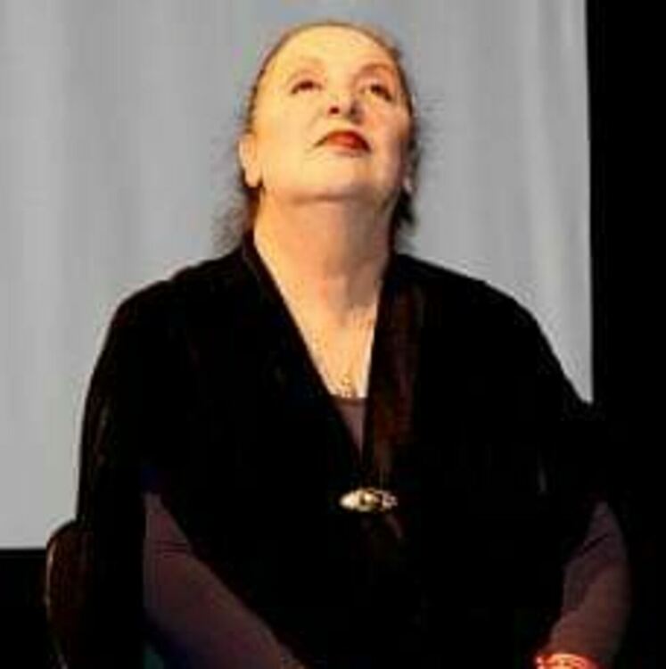 Огнен ад в Смолян! Актрисата Емилия Ованесян загина в плъмъците,четирима са в болница / ГАЛЕРИЯ/