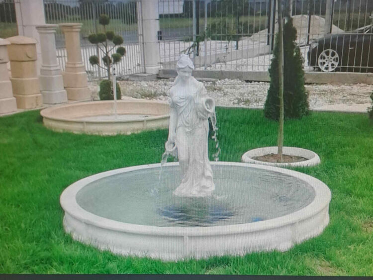 18-метров пилон за трибагреник издигнаха в Конуш