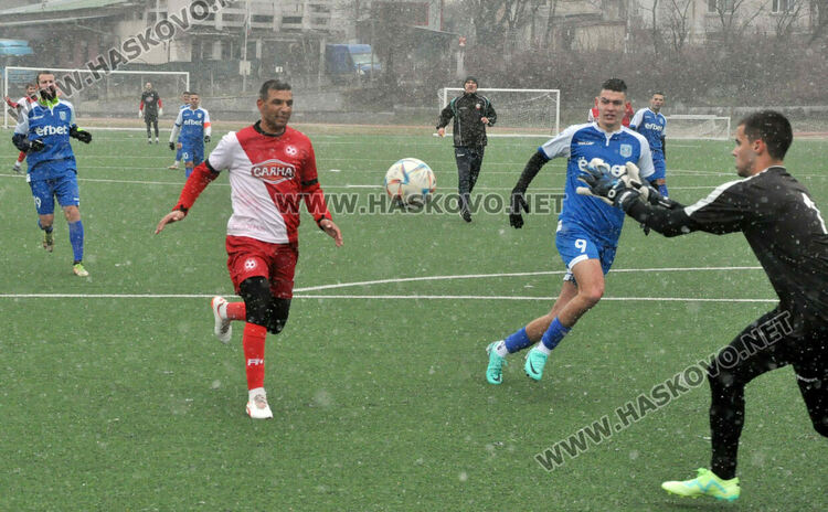 „Саяна Хасково“ с първи успех в контролите