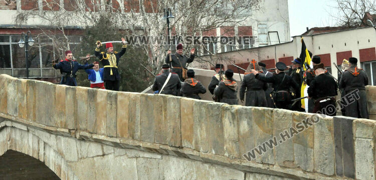 В Харманли пресъздадоха битката за Освобождението на града