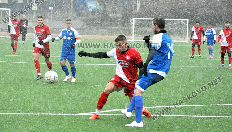 „Саяна Хасково“ с първи успех в контролите