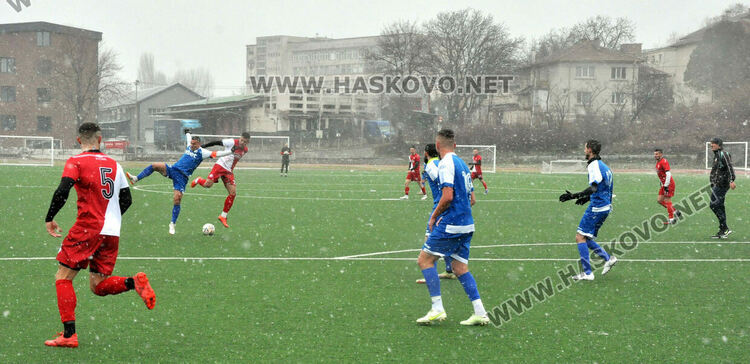 „Саяна Хасково“ с първи успех в контролите
