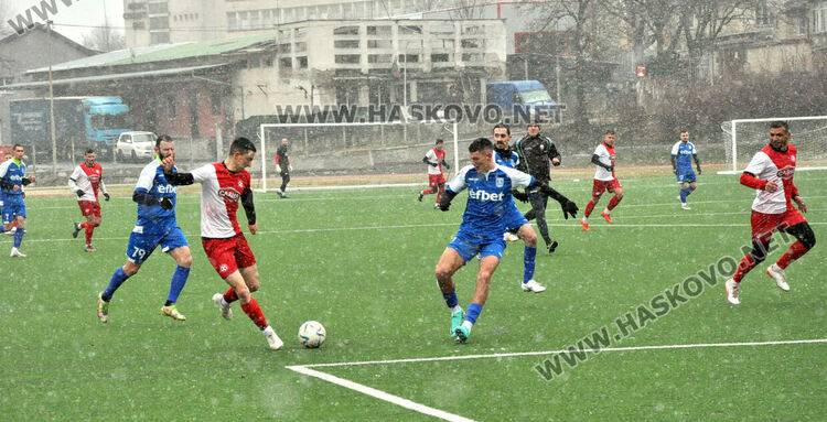 „Саяна Хасково“ с първи успех в контролите