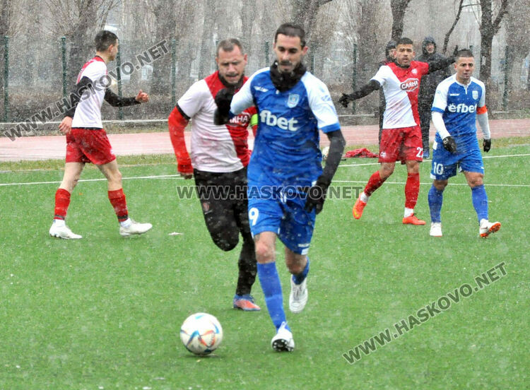 „Саяна Хасково“ с първи успех в контролите