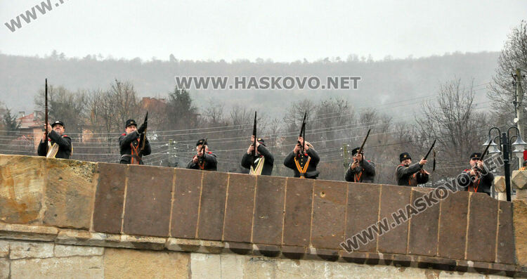 В Харманли пресъздадоха битката за Освобождението на града