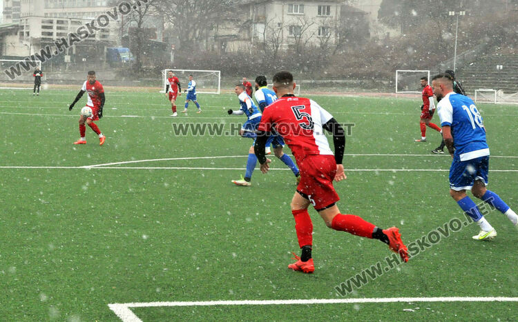 „Саяна Хасково“ с първи успех в контролите