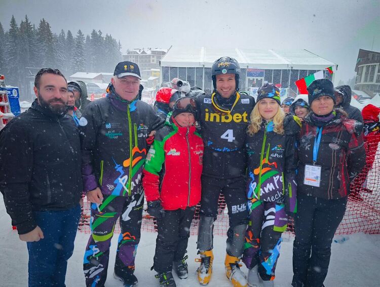 Министърът на туризма награди топ сноубордистите в Пампорово