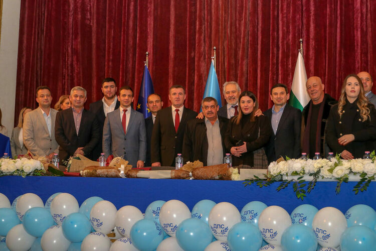 Преизбраха Мехмед Атаман за областенпредседател на ДПС - Хасково