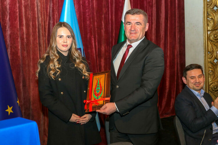 Преизбраха Мехмед Атаман за областенпредседател на ДПС - Хасково