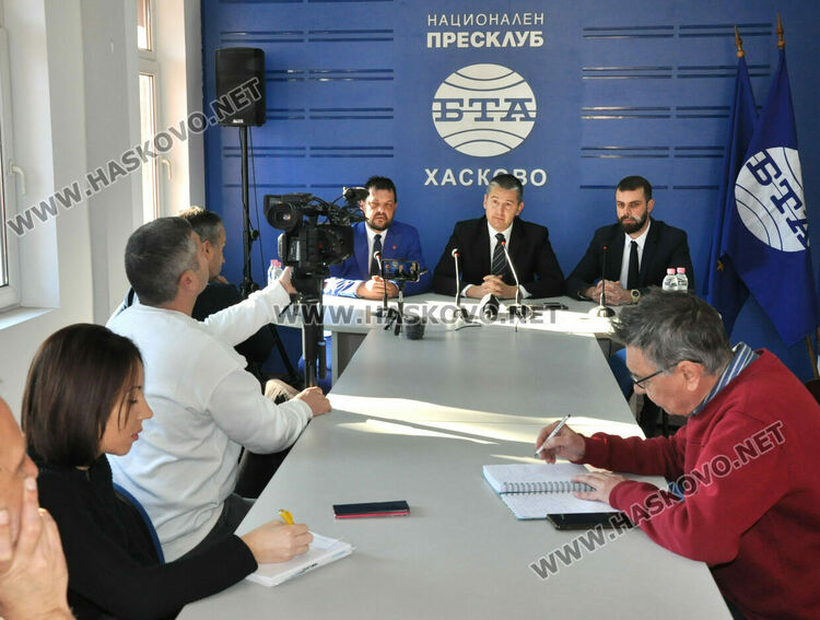 От „Възраждане“ също са против светофар на пътя Хасково-Димитровград, предлагат мантинела