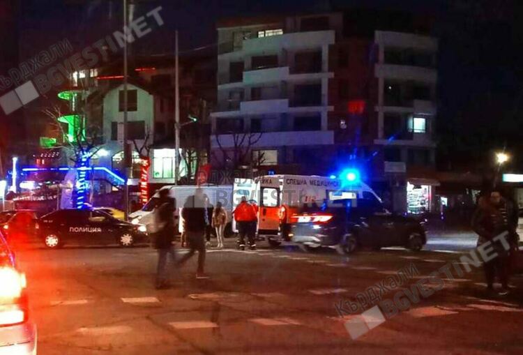   Жена припадна на пешеходна пътека снощи в Кърджали, спешни медици на крак