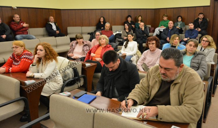 Парите за култура и летище „Узунджово“ в центъра на дебата при общественото обсъждане на новия бюджет на Хасково