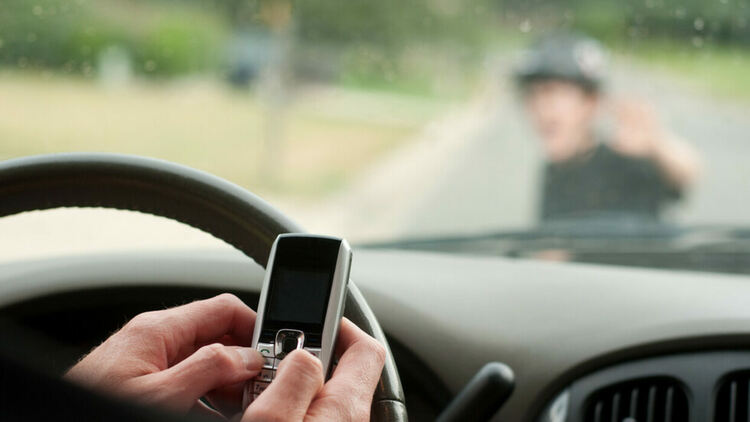 Кола блъсна 4-годишно дете в Перник