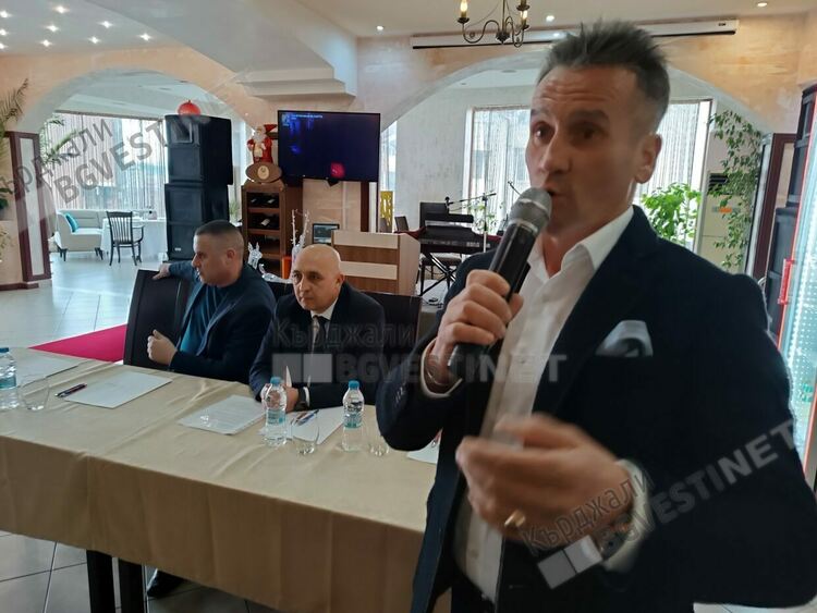 КРИБ в Кърджали постави началото на традиционни срещи с кмета,Ерол Мюмюн-стягайте се,ще мирише на асфалт!