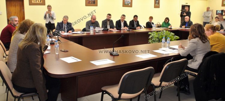 Депутат:Регулацията със светофар и кръгово по пътя между Хасково и Димитровград мирише на корупция