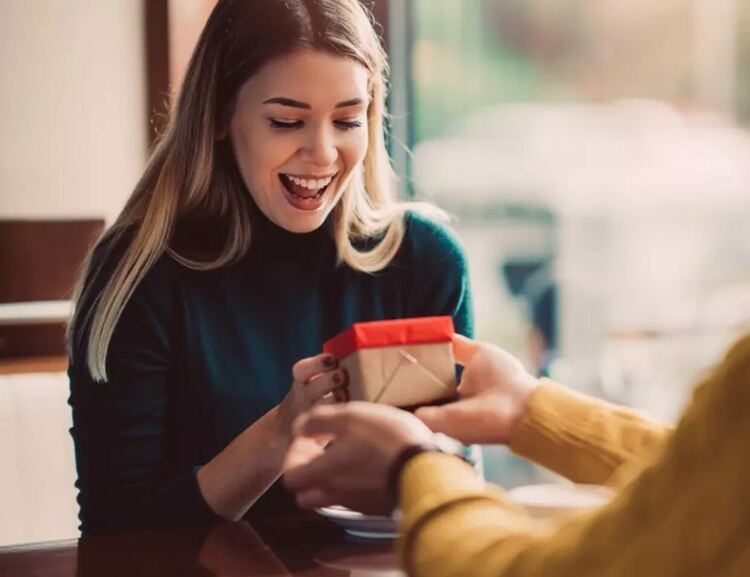 Зодиите, които ще получат специална изненада този уикенд