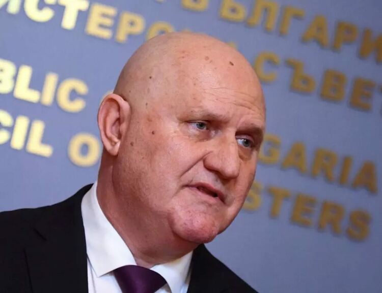 Образователният министър каза кога университетите ще върнат таксите на студентите си 