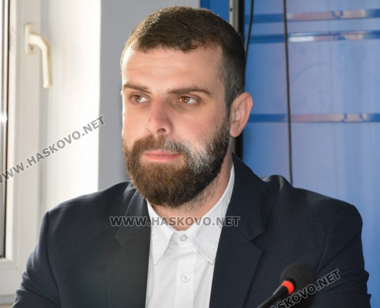 Атанас Кръстев