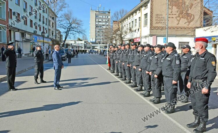Откриха звено на Жандармерията в Харманли заради бежанския лагер