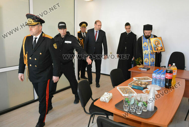 Откриха звено на Жандармерията в Харманли заради бежанския лагер