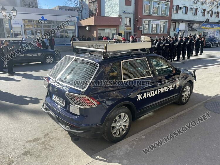Откриха звено на Жандармерията в Харманли заради бежанския лагер