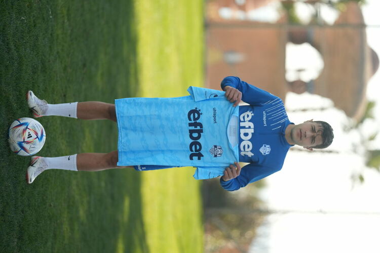 АРДА подписа официално с Борис Тютюков