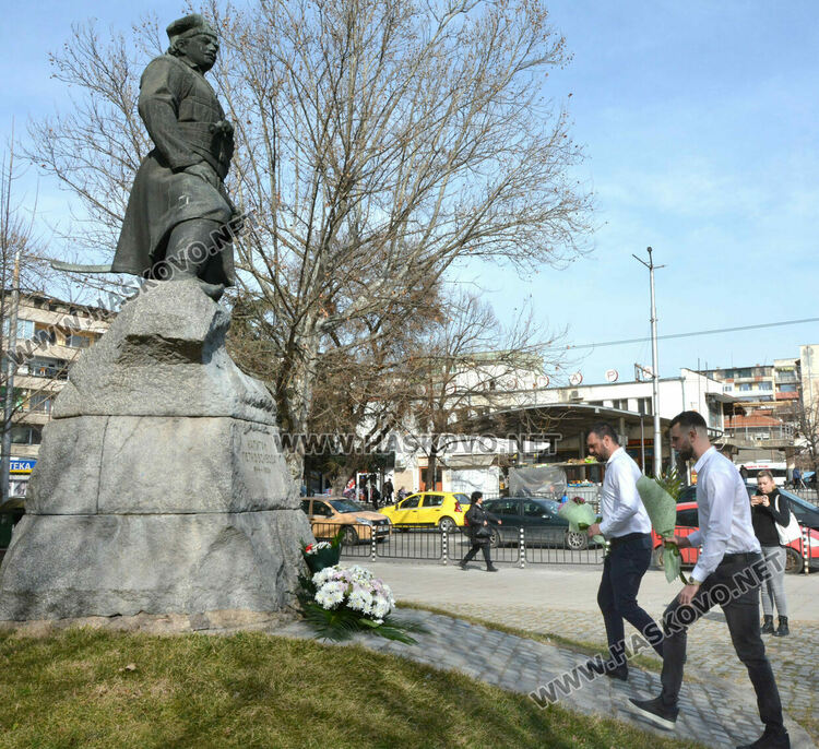 Поклон пред паметта на Капитан Петко войвода