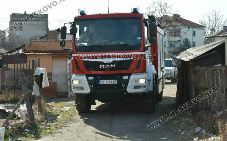 5 семейства останаха без дом след среднощния пожар в „Република“