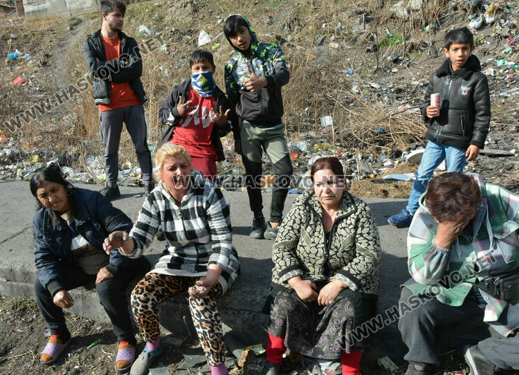 5 семейства останаха без дом след среднощния пожар в „Република“