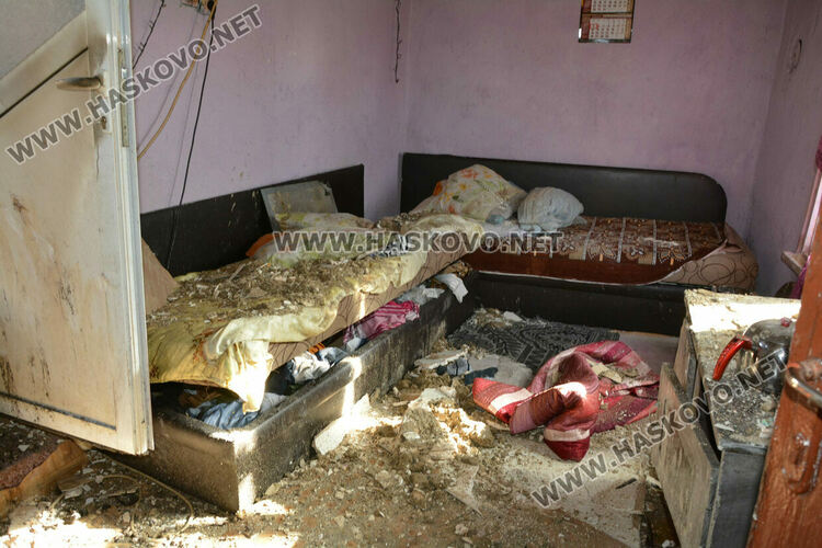 5 семейства останаха без дом след среднощния пожар в „Република“