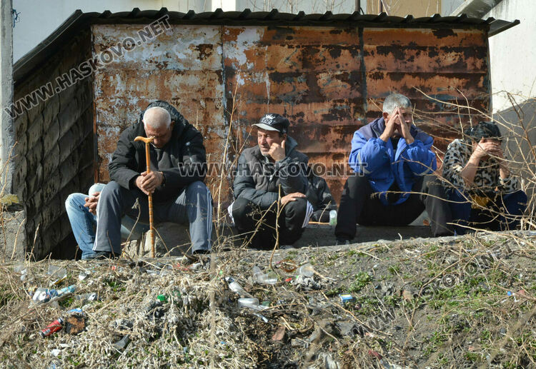 5 семейства останаха без дом след среднощния пожар в „Република“