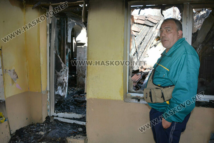 5 семейства останаха без дом след среднощния пожар в „Република“