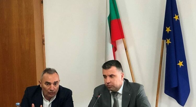 Кметове поискаха от министъра на културата пари за фестивали, ремонт на сгради