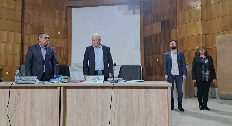 Човек от народа-продавачка в супермаркет е сред новите общински съветници в Смолян