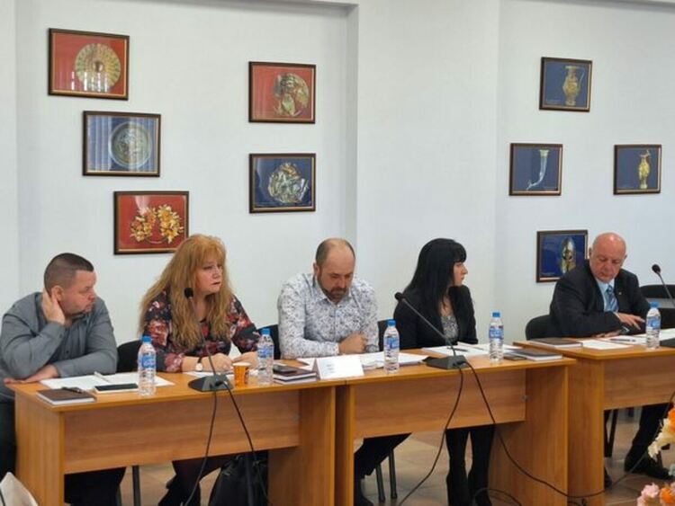 Общински съвет – Радомир прие бюджет 2024г.