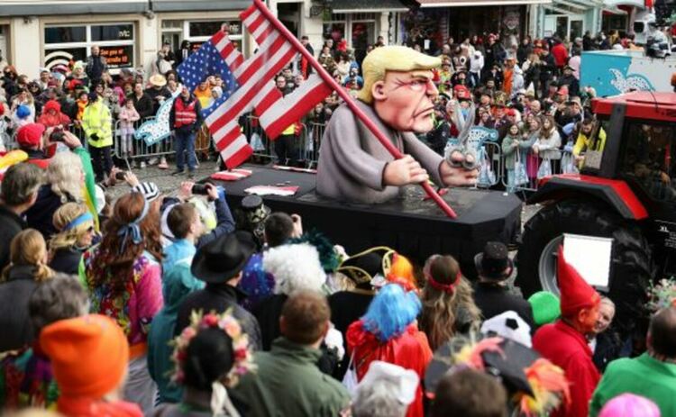 Фестивал по улиците на Дюселдорф, Германия. 12 февруари, 2024 г.