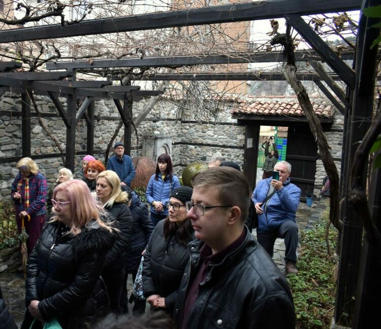 Асеновград отпразнува Трифон Зарезан 