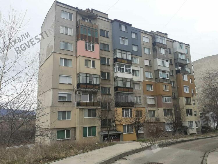 блок "Орфей-юг" във "Веселчане"