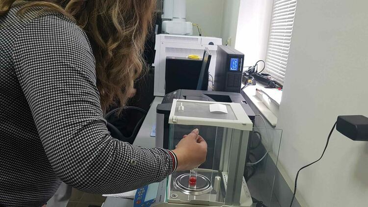 Ученици от ПМГ наблюдаваха демонстрация на залавяне на престъпник