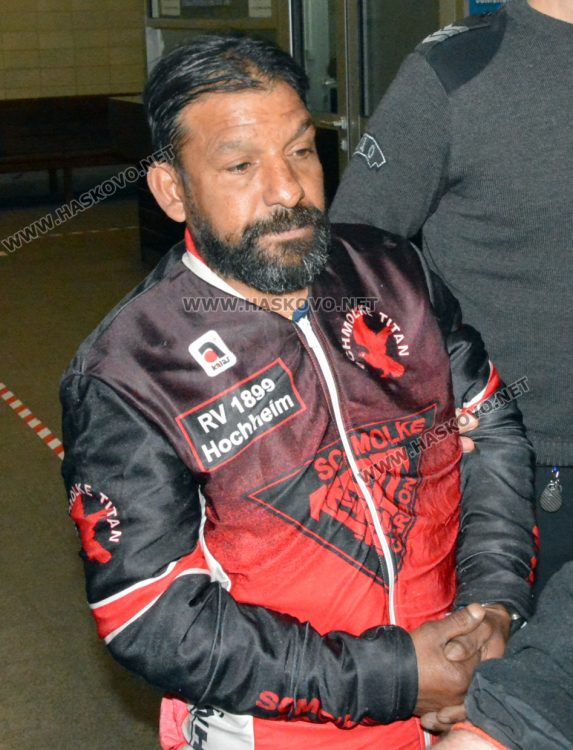 Баща на 8 деца се заканил с убийство на шефката на „Социално подпомагане“ в Харманли