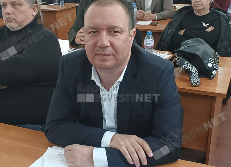 Радослав Милев